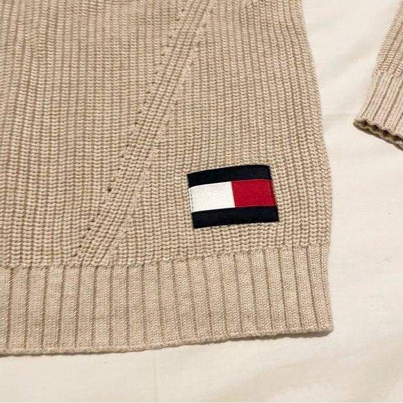 Tommy Hilfiger Sweater Women’s Sweater Size Small - Picture 7 of 16